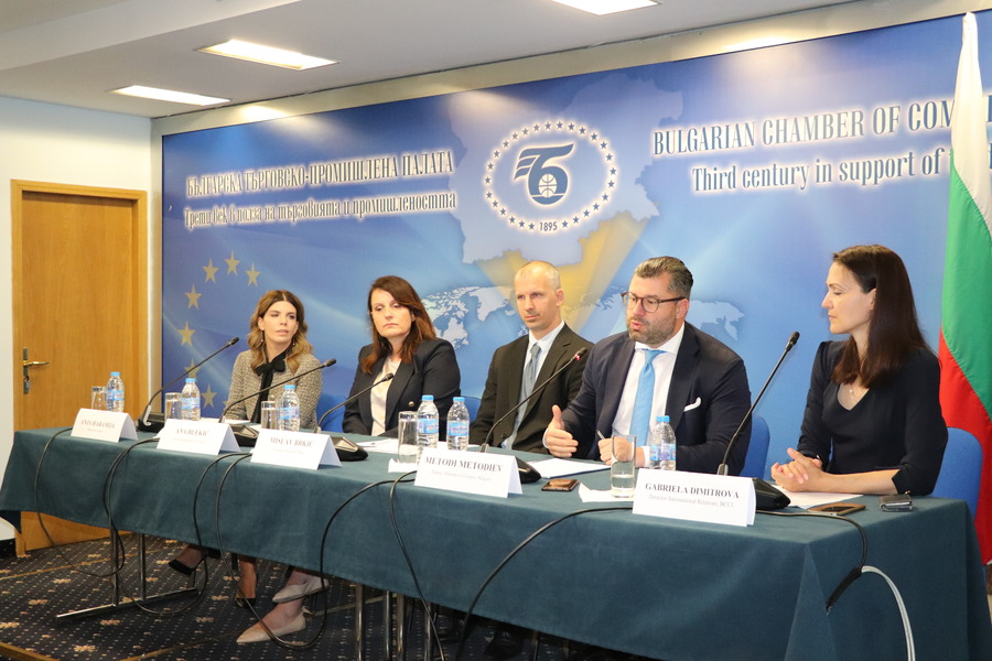 Методи Методиев, заместник-министър на финансите: Служебното правителство интензивно работи по подготовката на България за присъединяването ѝ към еврозоната