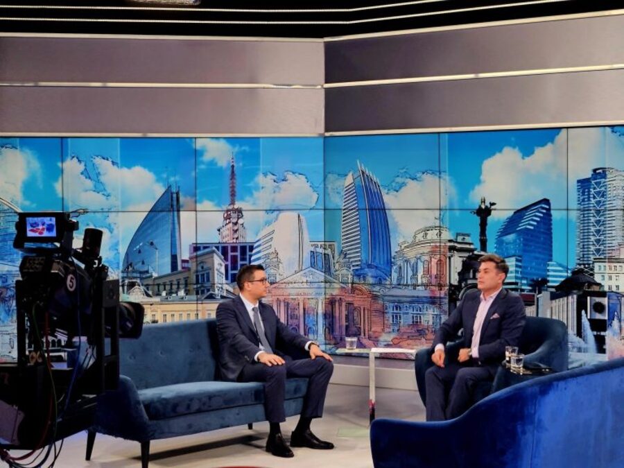 Minister Dilov: All Sectors Will Benefit from the Adoption of the Euro, and People’s Purchasing Power Will Increase